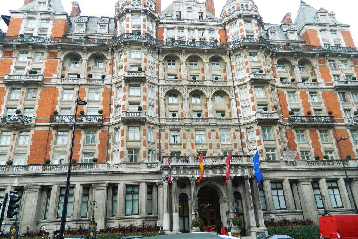 The red-brick and stone front of the Mandarin Oriental Hyde Park on Knightsbridge