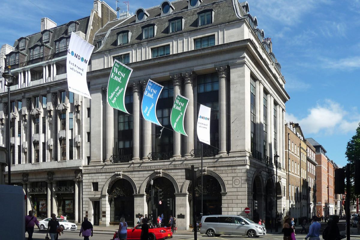 The stone building at 160 Piccadilly that houses The Wolseley
